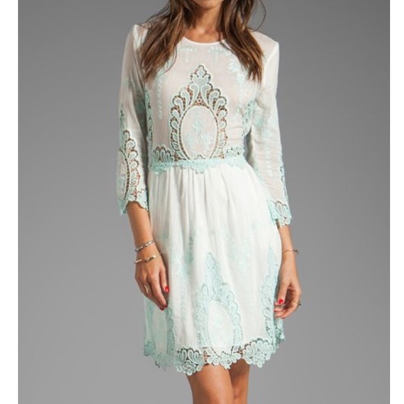 Dolce Vita Dresses & Skirts - White and blue lace dress by Dolce Vita size M